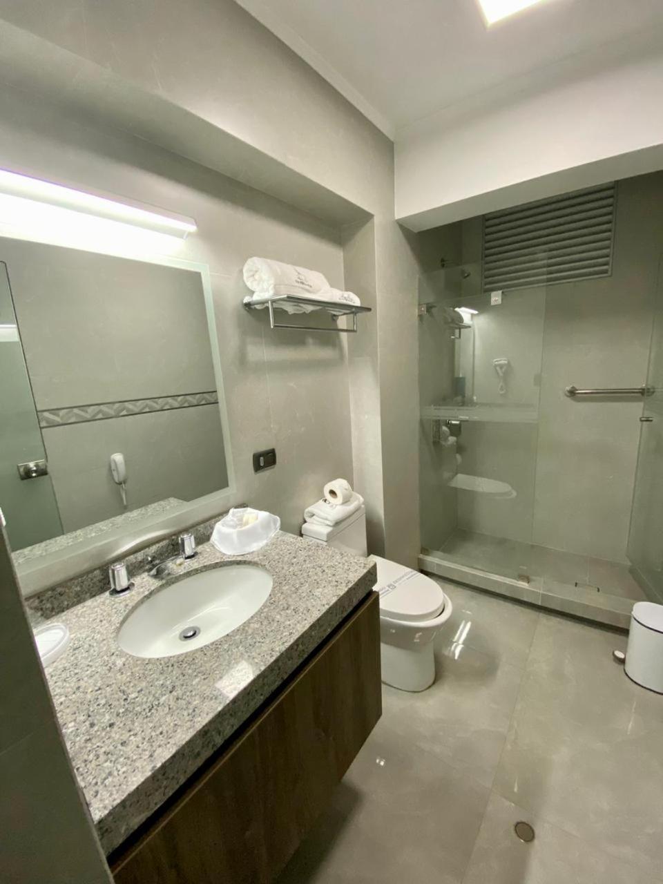 Gran Hotel Continental Cajamarca Esterno foto